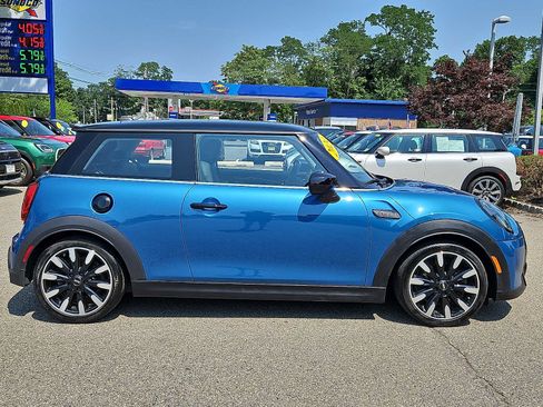Used 2024 MINI Cooper S FWD image 7