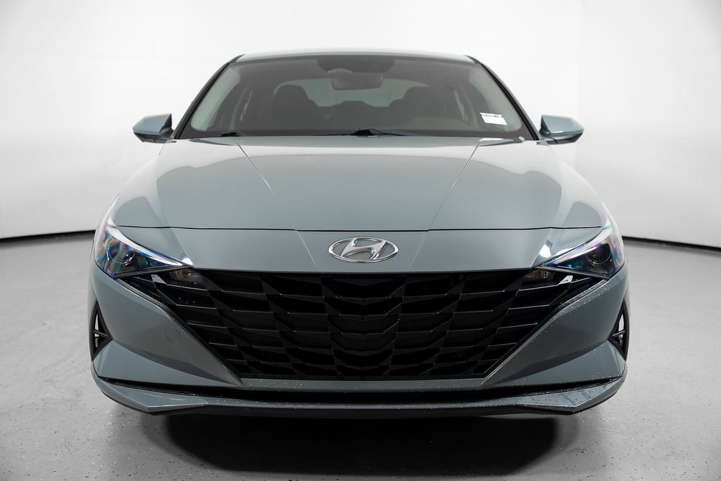 Used 2021 Hyundai Elantra Blue FWD image 17