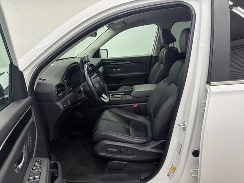 Used 2023 Honda Pilot EX-L image 9