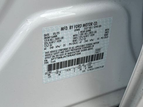 Used 2025 Ford Maverick XLT w/ Equipment Group 302A image 33