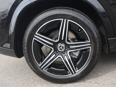 Used 2025 Mercedes-Benz GLE 350 4MATIC w/ AMG Line Exterior image 24