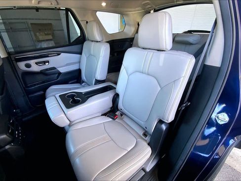 Used 2025 Honda Pilot EX-L image 20