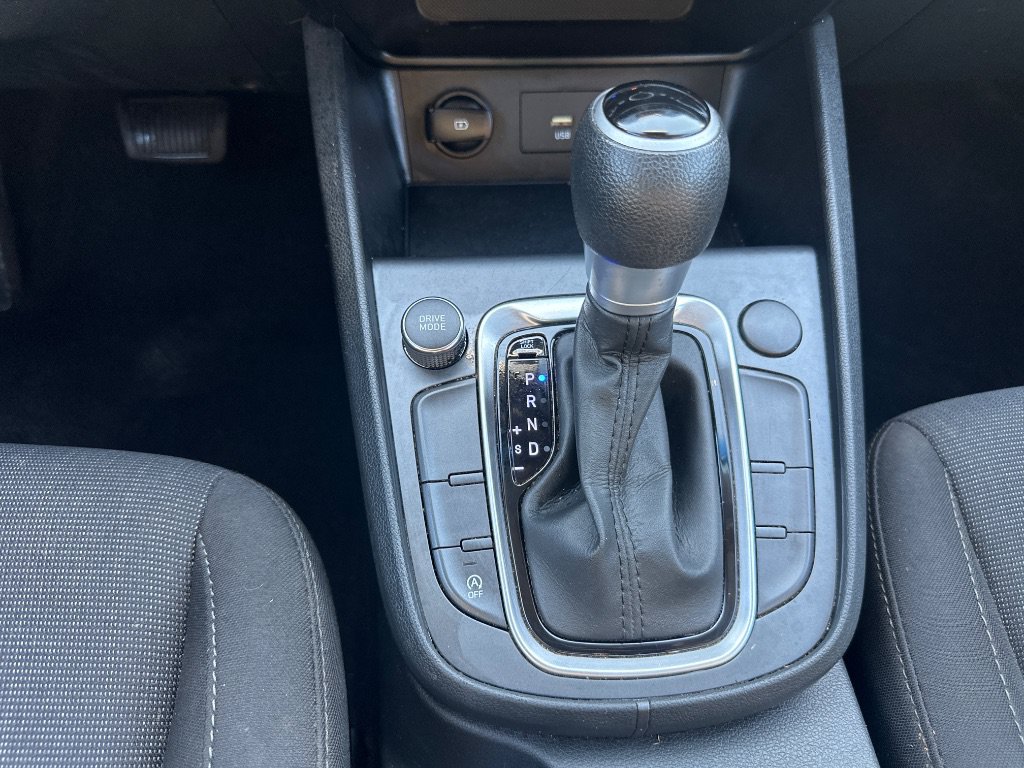 Used 2022 Hyundai Kona SEL FWD image 27