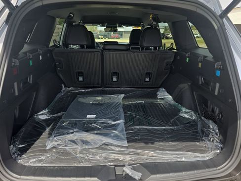 New 2026 Subaru Outback Premium w/ Premium/Limited Package 2 AWD/4WD image 11