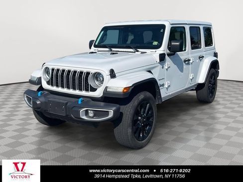 Used 2024 Jeep Wrangler Unlimited Sahara AWD/4WD image 1