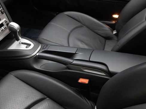Used 2006 Porsche 911 Carrera RWD image 18