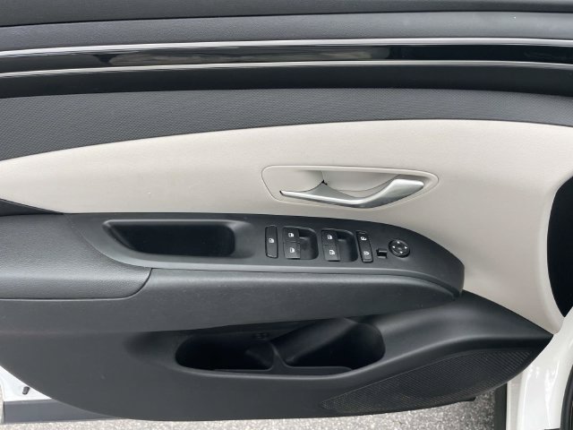 Used 2024 Hyundai Tucson SEL FWD image 17