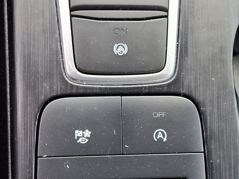 Used 2022 Ford Escape SEL w/ Technology Package AWD/4WD image 24