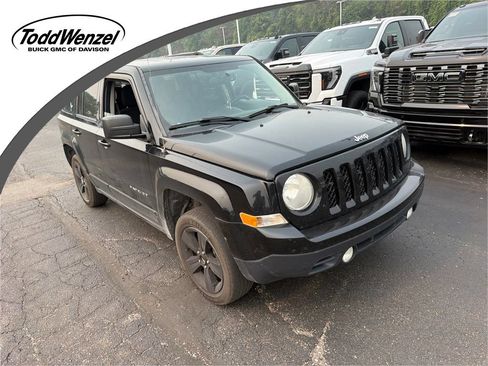 Used 2014 Jeep Patriot Latitude AWD/4WD image 1