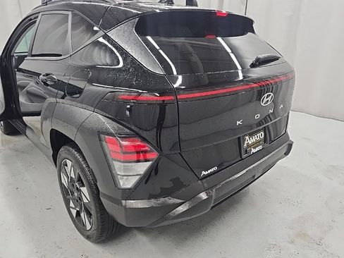 Certified 2024 Hyundai Kona SEL AWD/4WD image 38