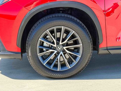 Certified 2025 Lexus NX 350h AWD w/ Accessory Package (Z2) image 9