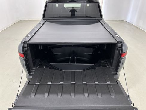 Used 2025 Rivian R1T Premium AWD/4WD image 15