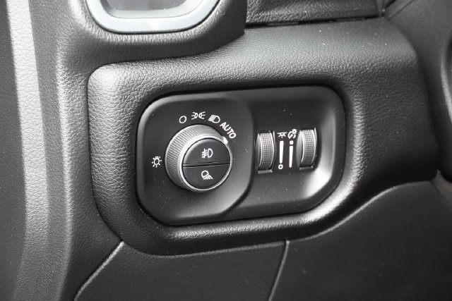 Used 2025 RAM 2500 Laramie w/ Night Edition AWD/4WD image 26