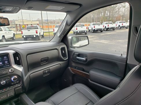 Used 2020 GMC Sierra 1500 SLT w/ SLT Premium Plus Package image 34