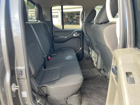 Used 2016 Nissan Frontier PRO-4X AWD/4WD image 10
