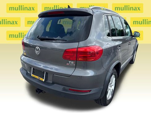 Used 2016 Volkswagen Tiguan SEL AWD/4WD image 4