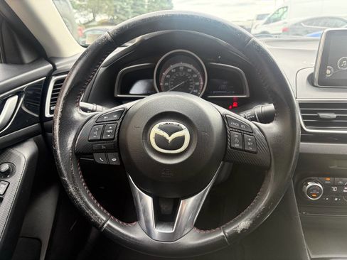Used 2016 MAZDA MAZDA3 i Touring w/ Popular Equipment Package FWD image 10