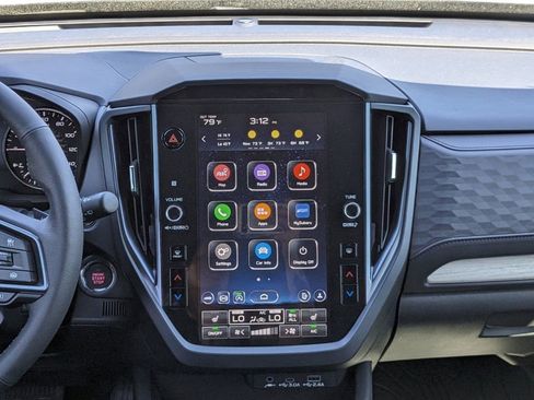 Used 2025 Subaru Forester Limited w/ Popular Package #2 AWD/4WD image 18