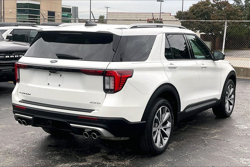 Used 2025 Ford Explorer Platinum w/ Ultimate Package AWD/4WD image 12