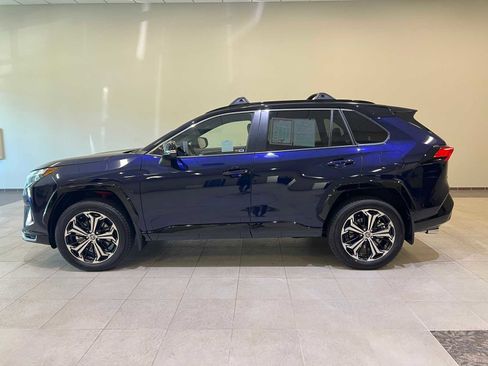 Certified 2025 Toyota RAV4 XSE image 3