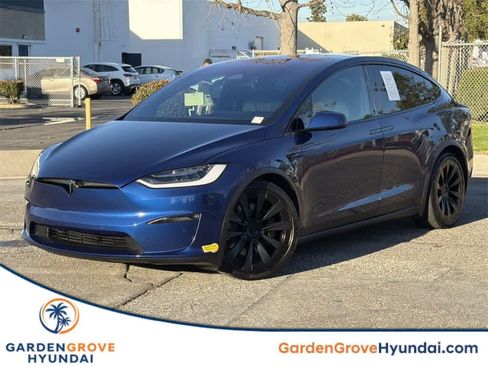 Used 2022 Tesla Model X Plaid image 1