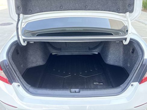 Used 2020 Honda Accord EX image 10
