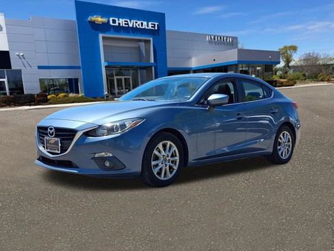 Used 2015 MAZDA MAZDA3 i Touring w/ Technology Package FWD image 34
