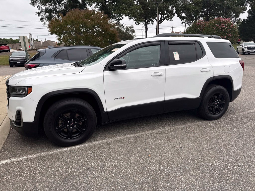 Used 2021 GMC Acadia AT4 w/ Technology Package AWD/4WD image 2