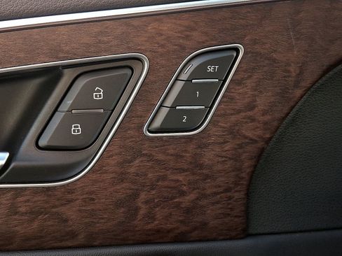 Used 2025 Audi Q7 3.0T Premium Plus image 25