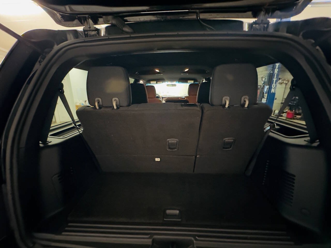 Used 2017 Ford Expedition XLT AWD/4WD image 14