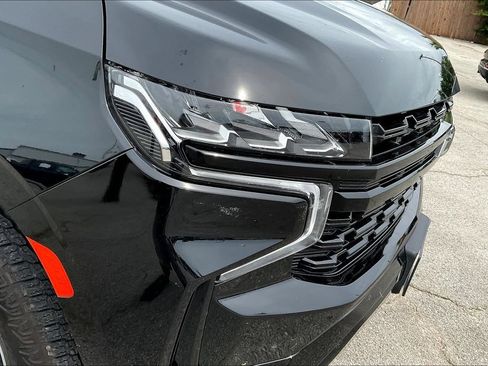 Used 2024 Chevrolet Tahoe Z71 w/ Luxury Package AWD/4WD image 27
