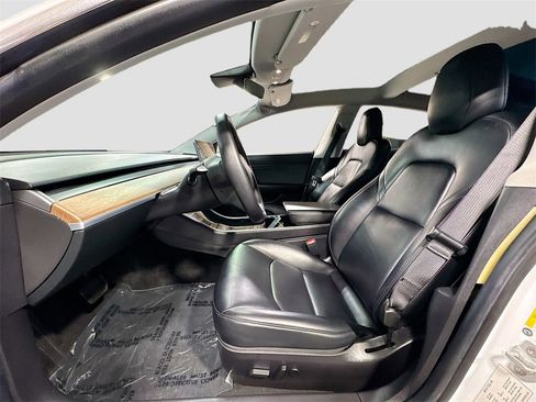Used 2019 Tesla Model 3 Long Range image 13