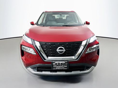Used 2023 Nissan Rogue SV w/ SV Premium Package AWD/4WD image 2