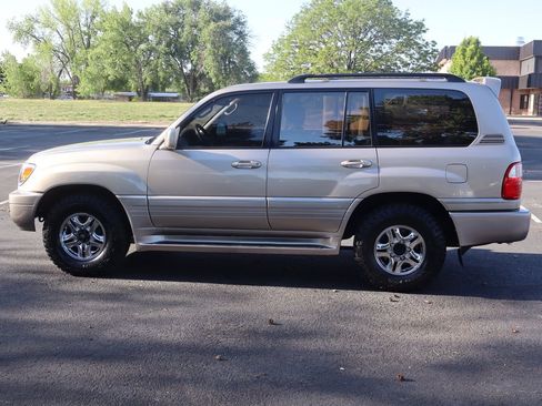 Used 1999 Lexus LX 470 4WD image 9
