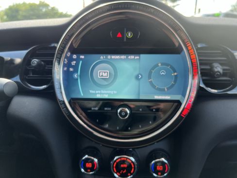 Used 2024 MINI Cooper SE FWD image 17