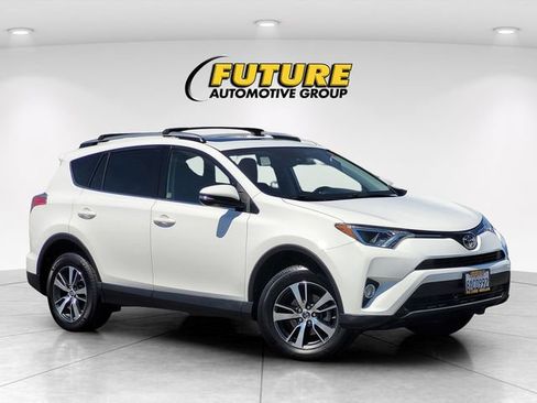 Used 2017 Toyota RAV4 XLE w/ Plus Extra Value Package FWD image 1