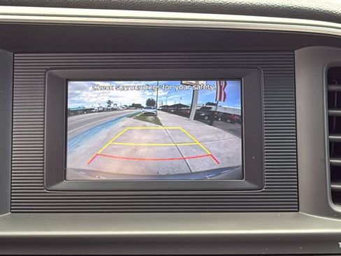 Used 2020 Hyundai Elantra SE FWD image 35