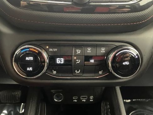 Used 2023 Chevrolet TrailBlazer RS w/ Convenience Package AWD/4WD image 6