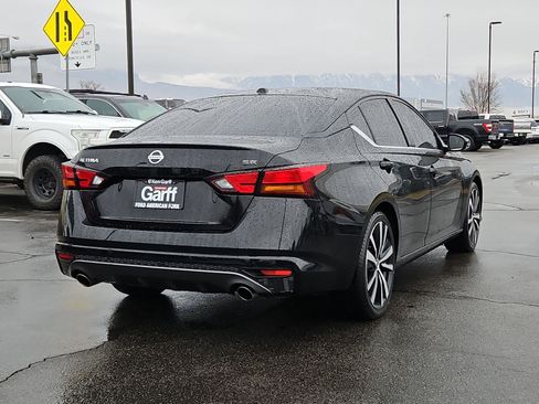 Used 2021 Nissan Altima 2.5 SR image 3