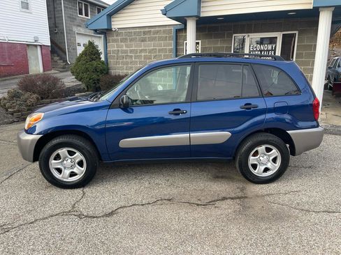 Used 2005 Toyota RAV4 2WD image 8