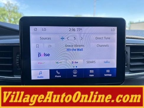 Used 2020 Ford Explorer XLT w/ Equipment Group 202A AWD/4WD image 20