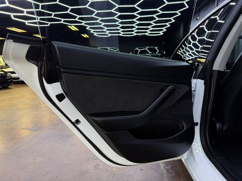 Used 2020 Tesla Model 3 Long Range image 18