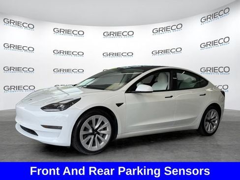 Used 2023 Tesla Model 3 Standard Range RWD image 3