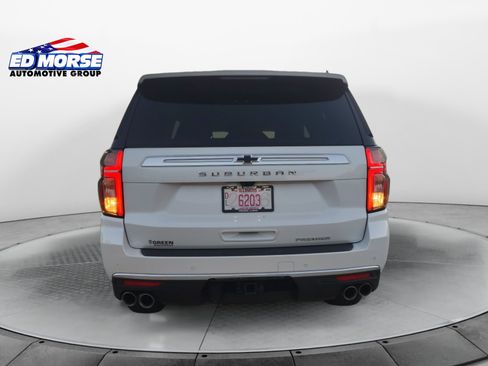 Used 2023 Chevrolet Suburban Premier AWD/4WD image 4