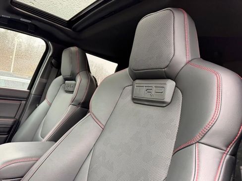 Used 2025 Toyota Tacoma TRD Pro w/ Tow Tech Package image 9