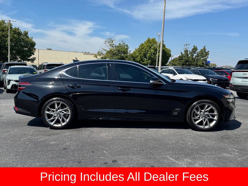 Used 2022 Genesis G70 2.0T RWD image 2