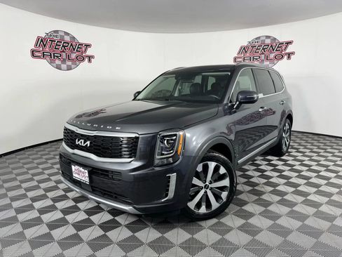 Used 2022 Kia Telluride S image 1