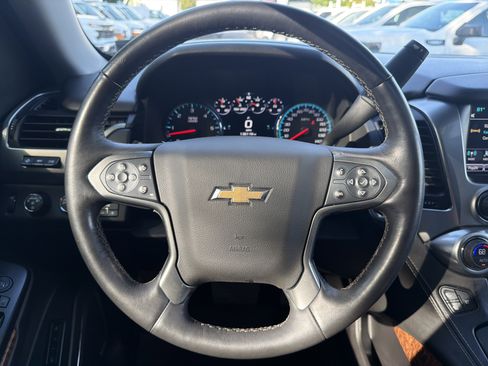 Used 2016 Chevrolet Suburban LTZ image 18