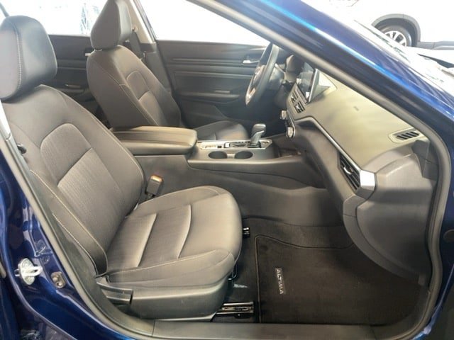 Used 2020 Nissan Altima 2.5 S AWD/4WD image 18