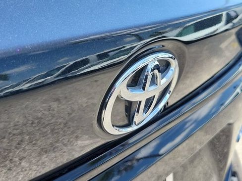 Used 2021 Toyota Corolla LE FWD image 5